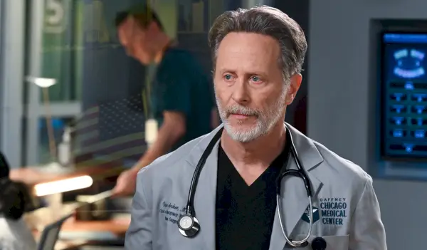 Dean Archer, Chicago Med