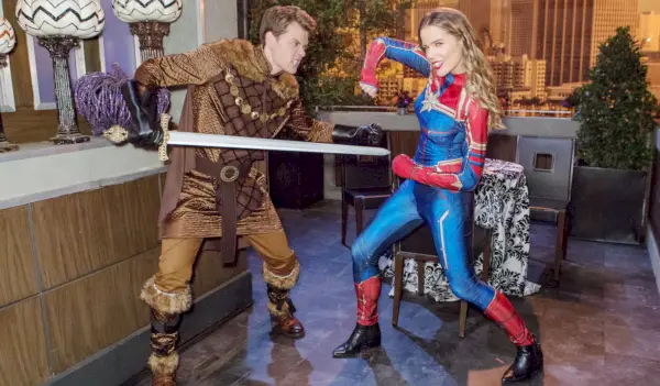 Halloween Chad Duell, Sofía Mattsson