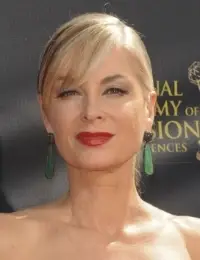 Eileen Davidson, do ex-Days, de volta às verdadeiras donas de casa de Beverly Hills
