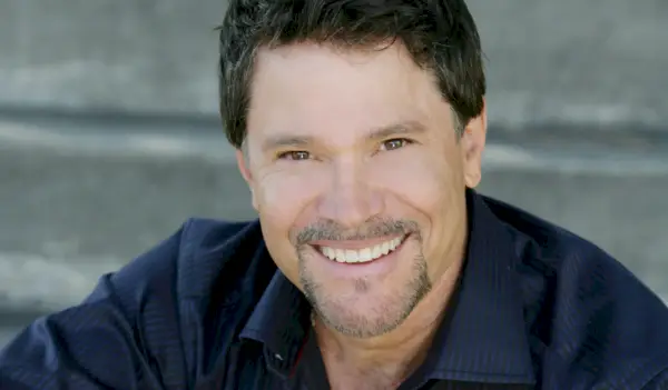 Wakey Wakey: Days of Our Lives의 Peter Reckell이 Bo의 컴백을 암시합니다.