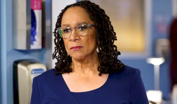 S. Epatha Merkerson, de Chicago Med, anuncia noticias desgarradoras: 'Qué buenos recuerdos'