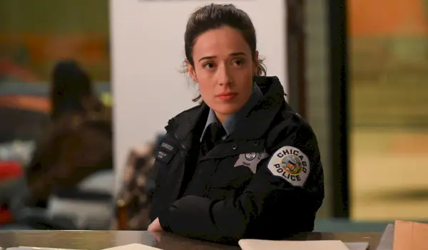 Marina Squerciati lascia Chicago P.D.? Il suo destino come Burgess, rivelato