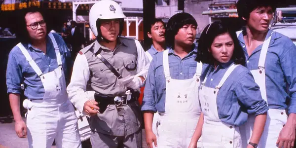 Jackie Chan erschien in 3 Filmen dieses Franchise von Marial -künstlerischen Komödien von 7 kleinen Filmen