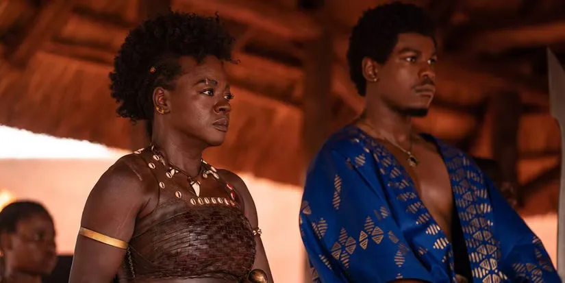 ויולה דייויס וג'ון בויגה נראים רציניים ב