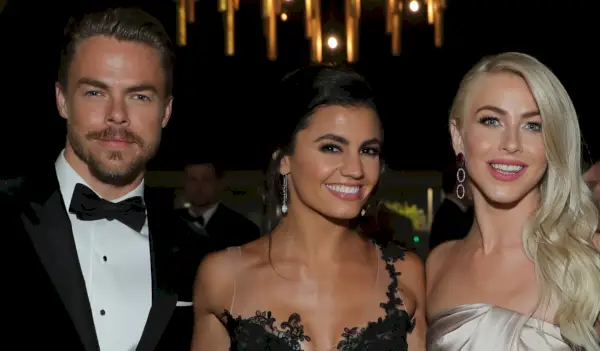 Derek Hough rivela l'atto 'straordinario' che Julianne ha compiuto in mezzo ai problemi di salute della moglie