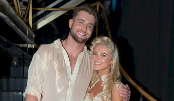 Harry Jowsey z DWTS oficjalnie ujawnia „tajny związek” po plotkach o randkach z Rylee Arnold