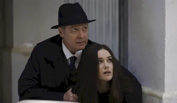 Megan Boone og James Spader på The Blacklist