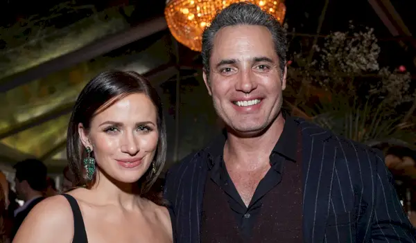Rozwód Victora Webstera i Shantel VanSanten z Hallmark zakończył się dziwaczną ugodą