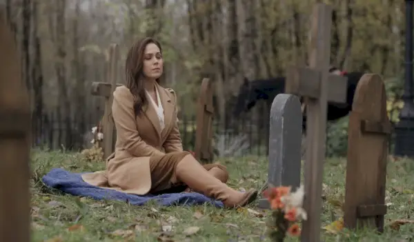 Récapitulatif final de la saison de When Calls the Heart : alors que Mike et Mei se marient, Elizabeth et Nathan reçoivent des nouvelles choquantes à propos de [Spoiler] !