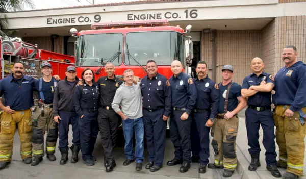 Zoznámte sa s hercami z LA Fire & Rescue — The Real-Life Firefighter Show od Chicago Fire Creators