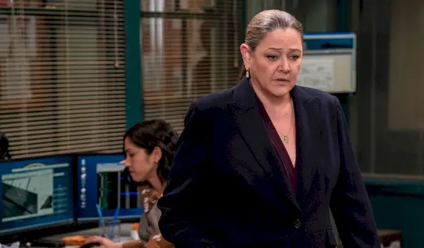 Proč Camryn Manheim opustila zákon a pořádek? *Skutečný* důvod jejího odchodu