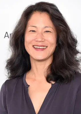 Headshot Of Jacqueline Kim