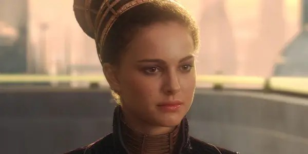 Aš myliu Padme Amidala, bet niekada negalėsiu praeiti jos juokingiausio sprendimo