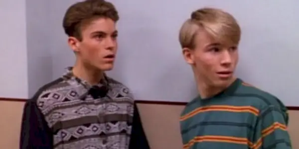 Brian a Scott na Beverly Hills 90210.