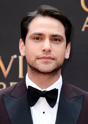 Headshot Of Luke Pasqualino