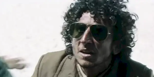 Gustavo Zerbino in procinto di salire sull'elicottero in La Società della Neve