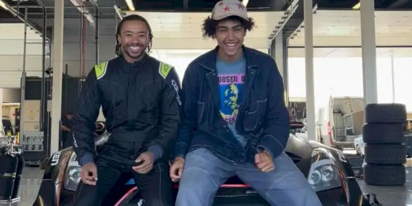 Archie Madekwe como Jann Mardenborough en Gran Turismo
