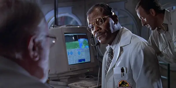 Over 30 år senere er jeg fremdeles bummed om Samuel L. Jacksons Jurassic Park død (selv om det er en god grunn til at det skjedde utenfor skjermen)