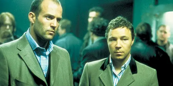 Nowy film Guya Ritchiego zapewnia mu dwa zastępstwa Jasona Stathama po 26 latach współpracy