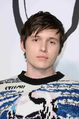Headshot oF Nick Robinson