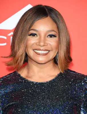 Headshot Of Tamala Jones