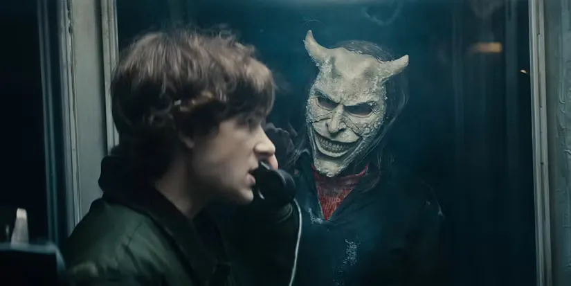 Black Phone 2 wordt Blumhouse's eerste film uit 2025 die een belangrijke box office-mijlpaal bereikt