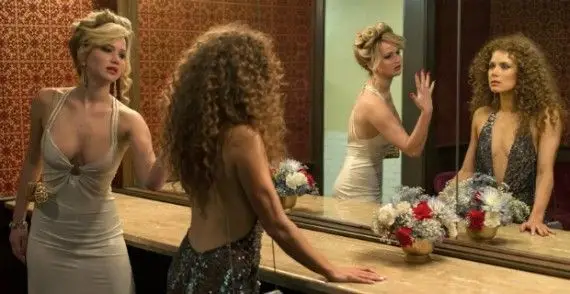 Jennifer Lawrence y Amy Adams en La gran estafa americana
