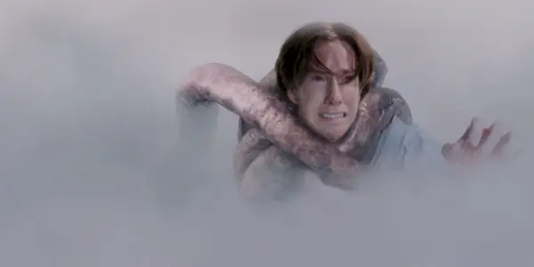 The Mist Ending: Kontroversielle bog-til-film-ændringer forklaret