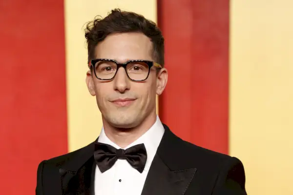 Andy Samberg de Brooklyn Nine-Nine aconsegueix una nova pel·lícula de comèdia