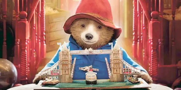 Paddington se svou ceněnou knihou