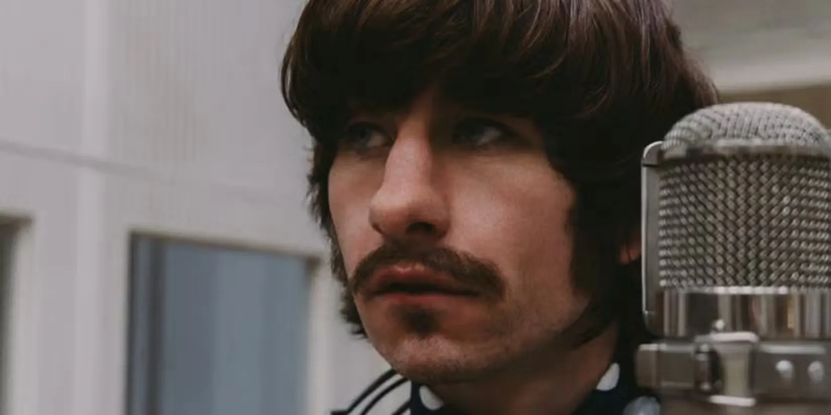 היתרונות והחסרונות של תוכנית השחרור המסוכנת של הביטלס Biopics