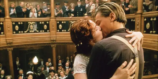 Titanic Ending wyjaśnił: Co dzieje się z Rose na końcu (oryginał
