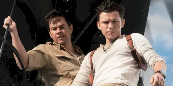 Nate a Sully na helikoptére v Uncharted