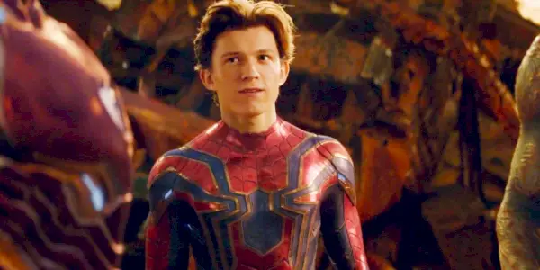 Peter Parker vyzerá znepokojene v Infinity War