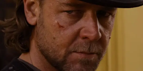 Russell Crowe: Padrimonium Neto, Alter, Altura
