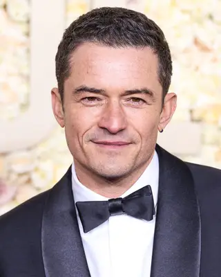 Headshot Of Orlando Bloom 