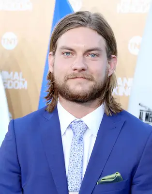 Headshot Of Jake Weary