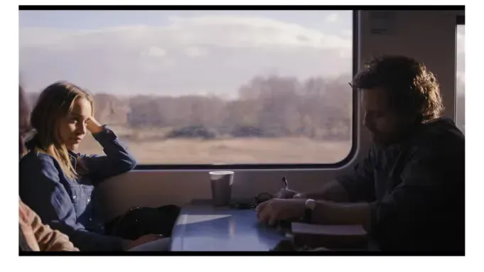 Emilia Clarke z „Gry o tron” ujawniła się w pierwszym zwiastunie swojego nowego komedii romantycznej Next Life