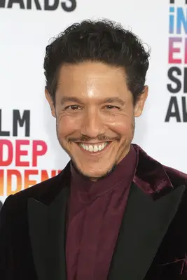Headshot Of Theo Rossi In The 2023 Film Independent Spirit Awards