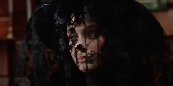 ランク付けされたBeetlejuiceでの10の最高のLydia Deetzの引用