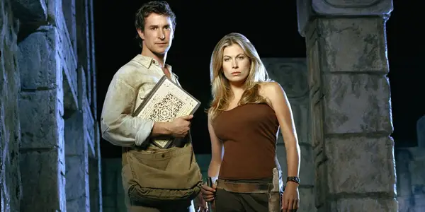 Desde os bibliotecários: o próximo capítulo não imagina Flynn Carsen de Noah Wyle, conforme explicado por Showrunner: está envolvido, mas