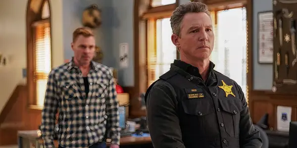 Shawn Hatosy는 시카고 P.D 에서이 배우와 함께 일하는 느낌을 보여줍니다