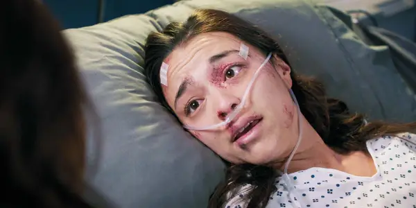 Mika's Grey's Anatomy Season 21 Horrible Exit tiene un forro plateado