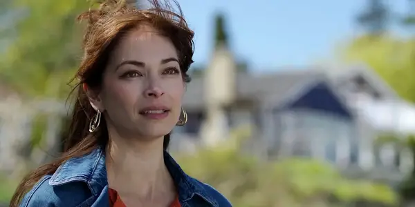 Waar wordt moord in een klein stadje gefilmd? Kristen Kreuk's setting
