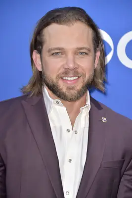 Headshot Of Max Thieriot