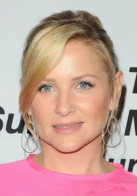 headshot Of Jessica Capshaw