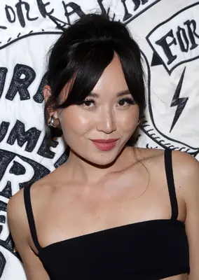 Headshot Of Li Jun Li