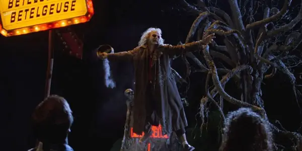 Beetlejuice vs. Betelgeuse: Яке справжнє ім'я Полтергейста Майкла Кітона