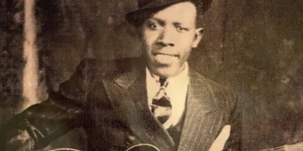 Real Blues Musician Sinners는 주변에 있습니다
