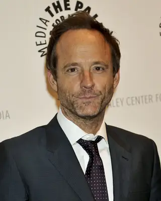 Headshot Of John Benjamin Hickey
